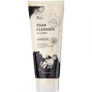 Пенка для умывания Ekel Charcoal Foam Cleanser с древесным углем